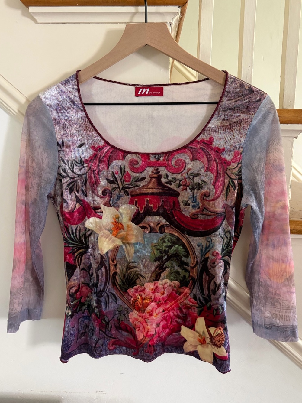 Late 1990s Y2K Vintage Floral Print Scoop Neck 3/4 Sleeve Velvet Top